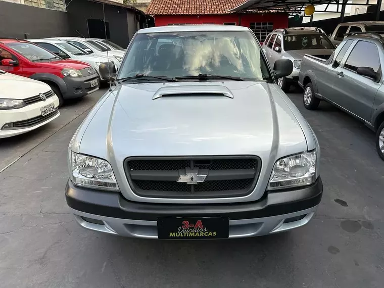 Chevrolet S10 Prata 7