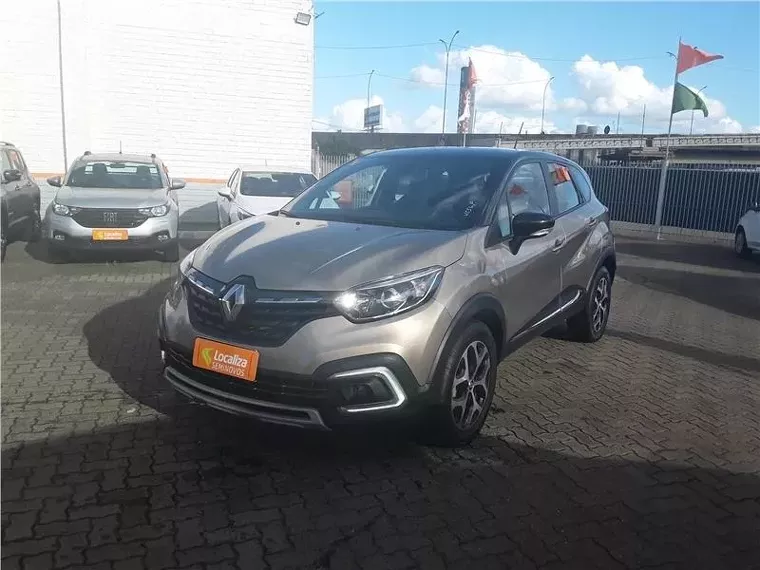 Renault Captur Bronze 8