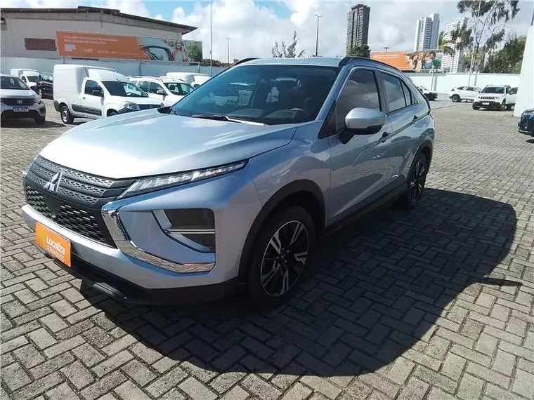 Mitsubishi Eclipse Cross Prata 4