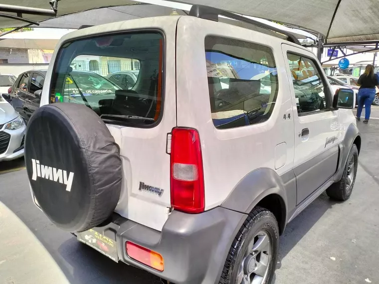 Suzuki Jimny Branco 6