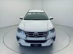 Toyota Hilux SW4