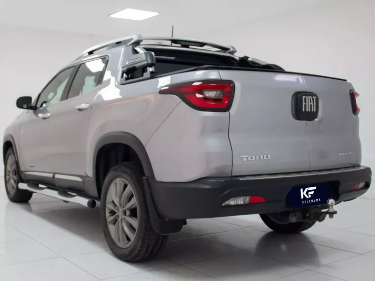 Fiat Toro Prata 3