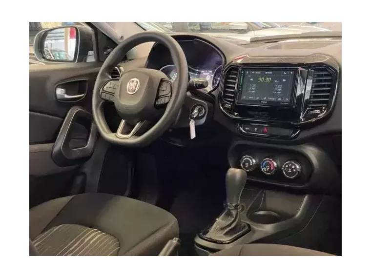 Fiat Toro Cinza 6