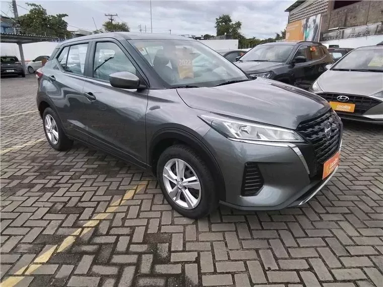 Nissan Kicks Cinza 12