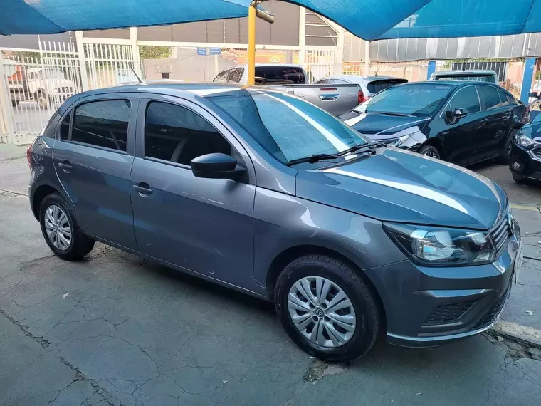 Volkswagen Gol Cinza 5