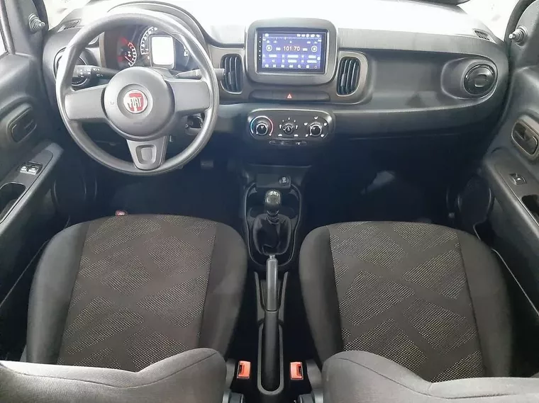 Fiat Mobi Preto 9