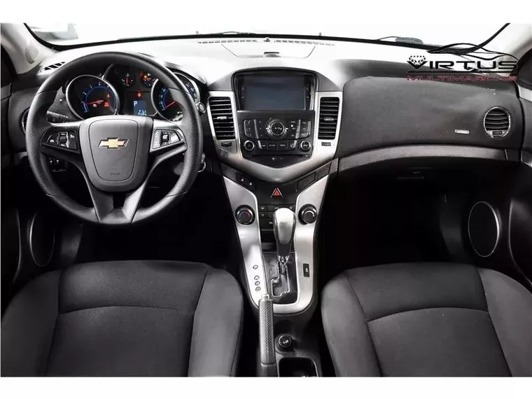 Chevrolet Cruze Prata 1