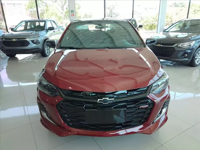 Chevrolet Onix Vermelho 1