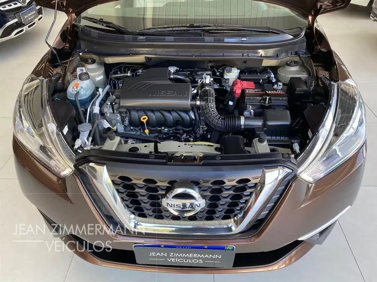 Nissan Kicks Marrom 7