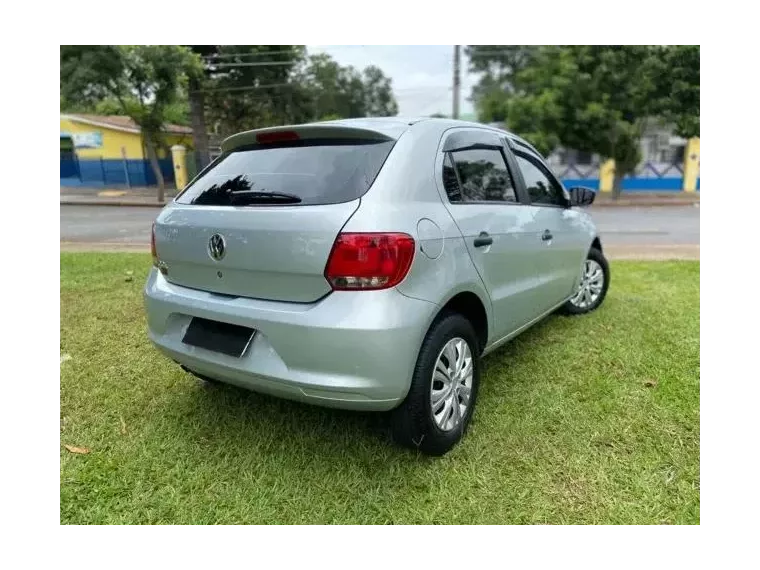 Volkswagen Gol Prata 10