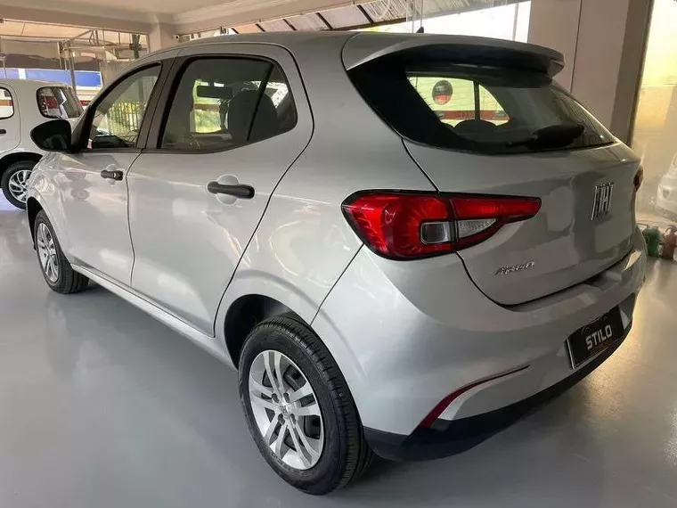 Fiat Argo Prata 12