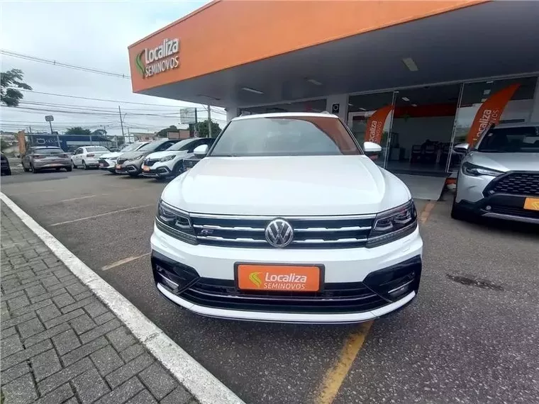 Volkswagen Tiguan Branco 4