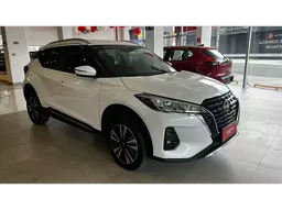 Nissan Kicks Play