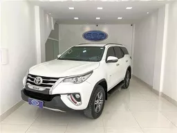 Toyota Hilux SW4