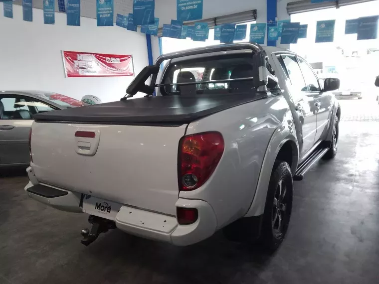 Mitsubishi L200 Branco 6