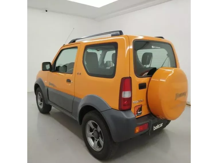 Suzuki Jimny Laranja 18