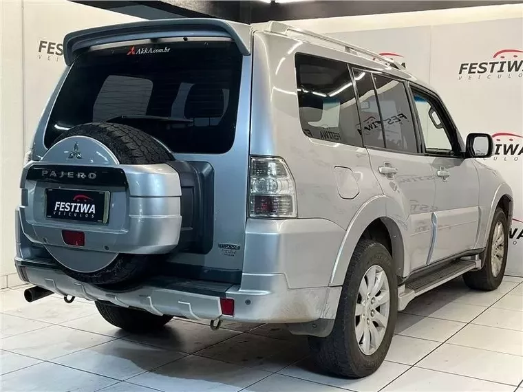 Mitsubishi Pajero Full Prata 2