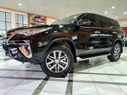 Toyota Hilux SW4