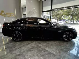 BMW 535i