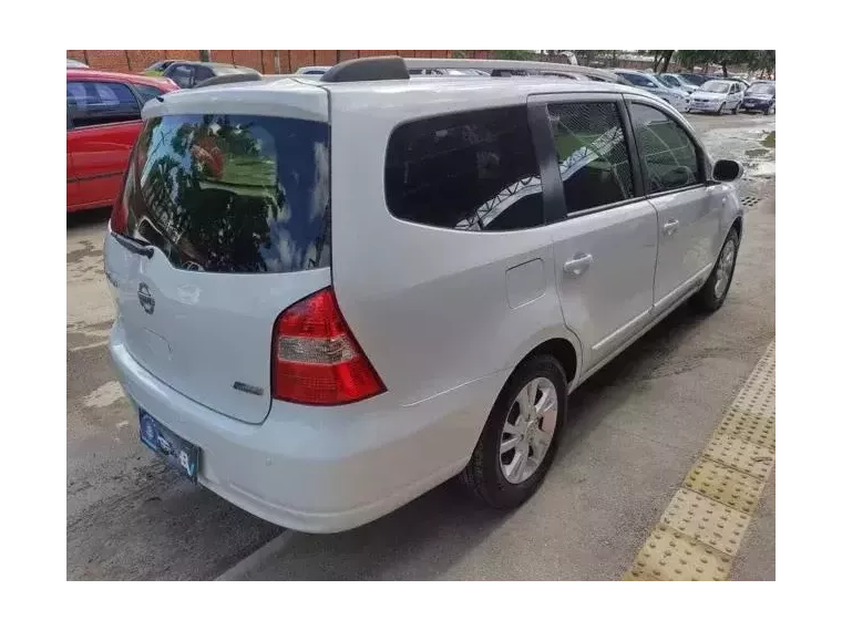 Nissan Grand Livina Branco 8