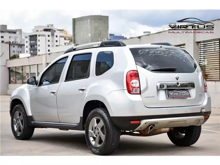 Renault Duster Prata 7