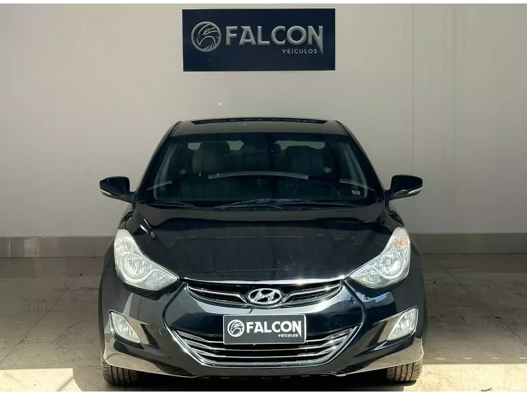 Hyundai Elantra Preto 1