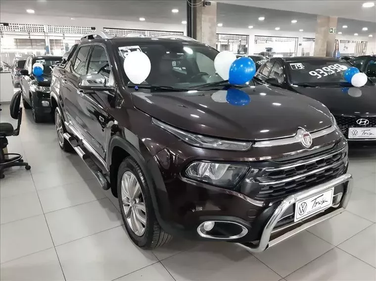 Fiat Toro Marrom 5