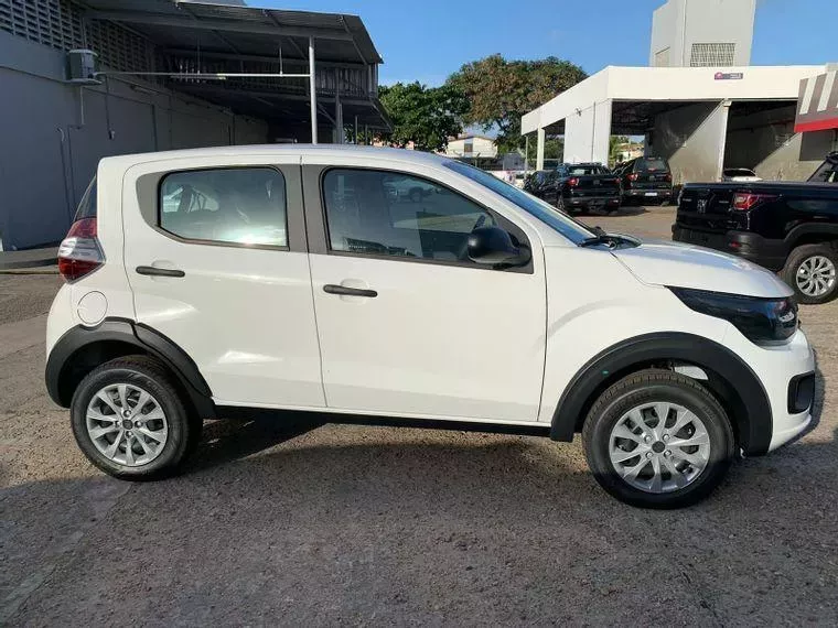 Fiat Mobi Branco 10