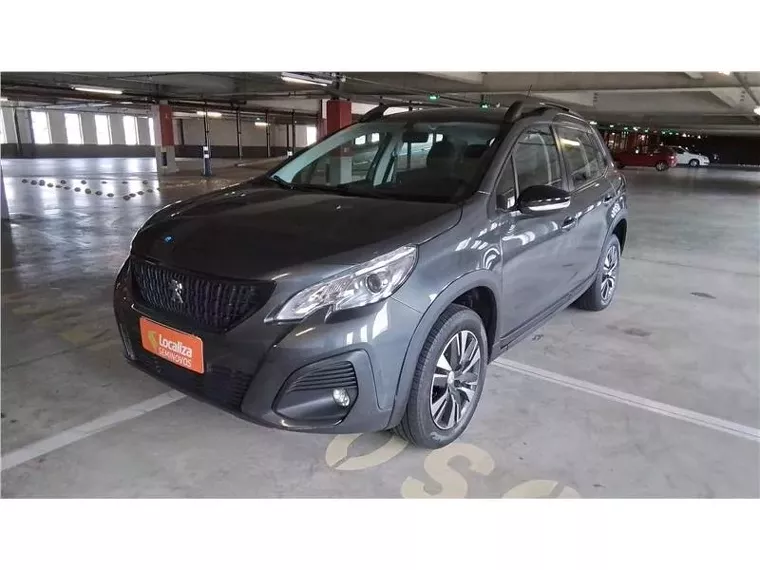 Peugeot 2008 Cinza 5