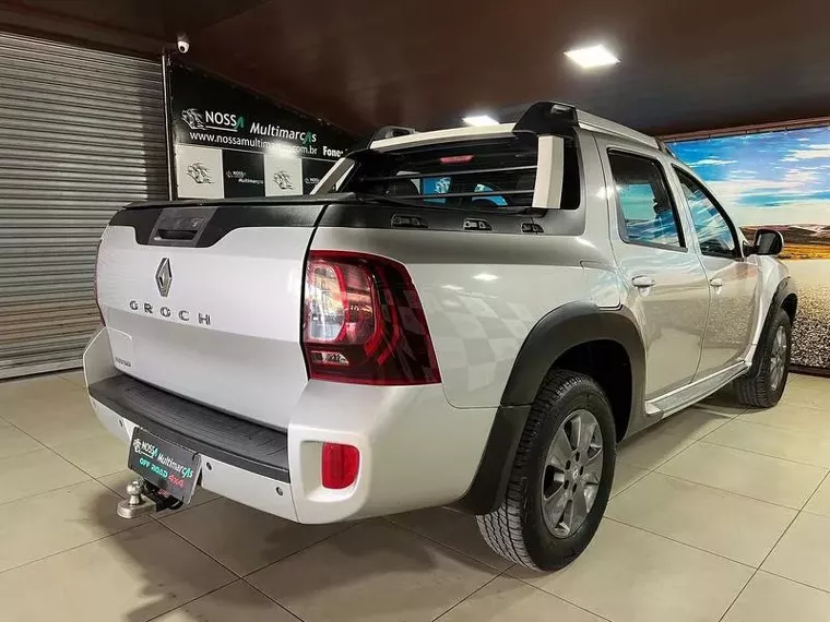 Renault Duster Oroch Prata 5