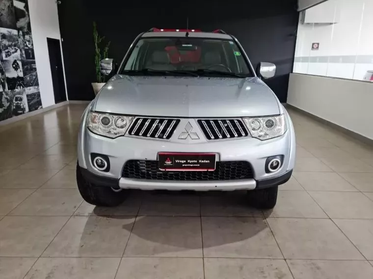 Mitsubishi Pajero Dakar Prata 8