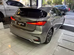 Lexus CT200H