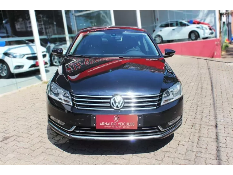 Volkswagen Passat Preto 1