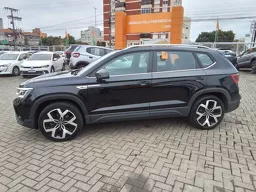Volkswagen Taos