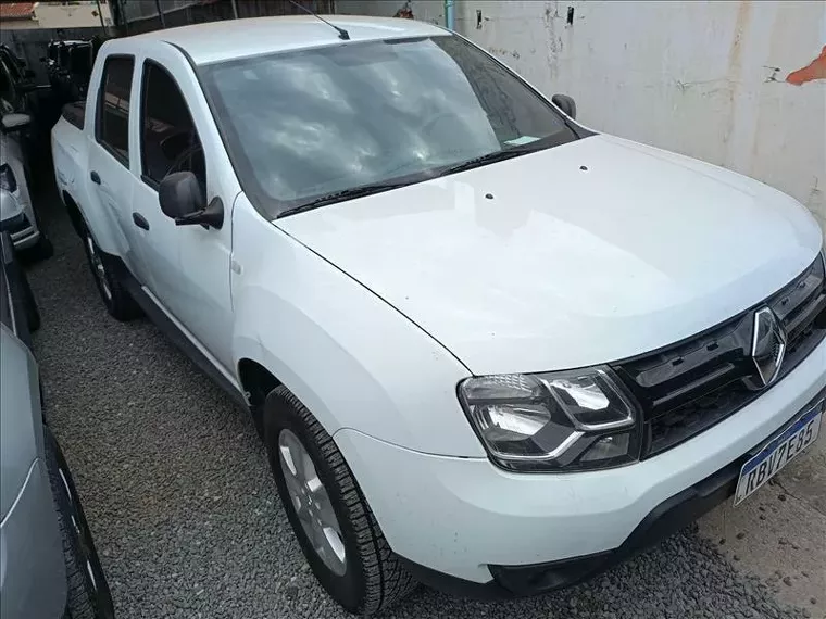 Renault Duster Oroch Branco 1