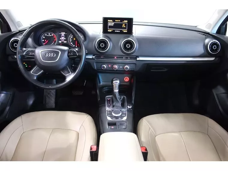 Audi A3 Preto 6