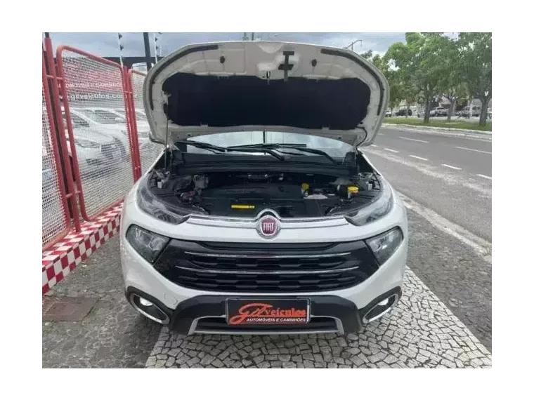 Fiat Toro Branco 9