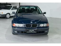 BMW 528i