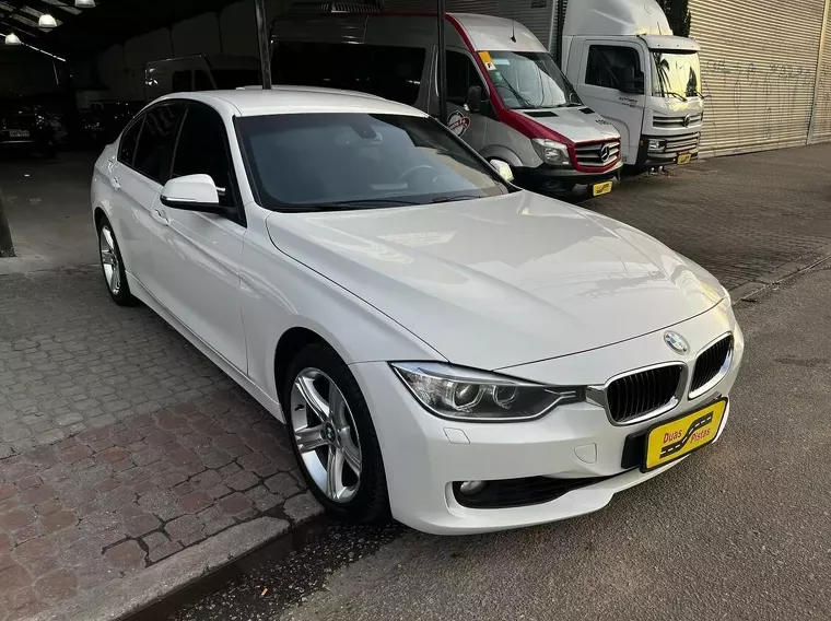 BMW 320i Branco 2