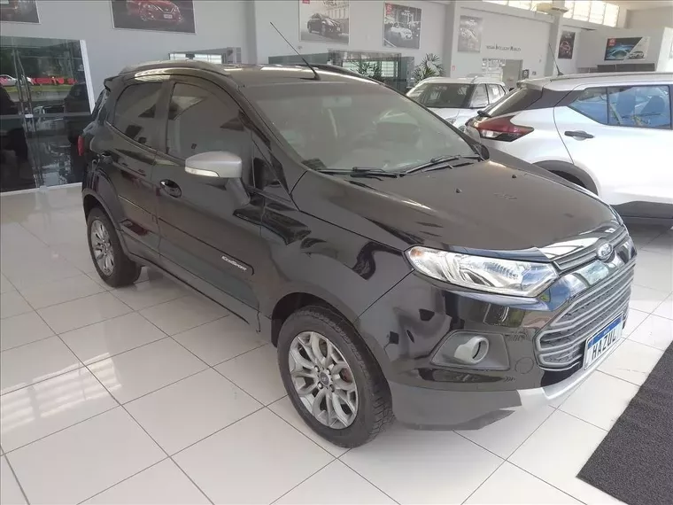 Ford Ecosport Preto 10