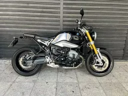 BMW R Nine T