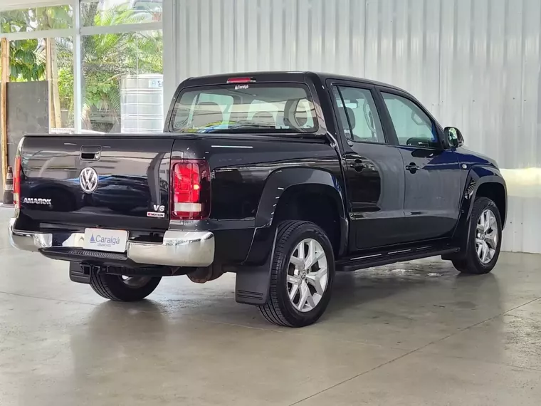 Volkswagen Amarok Preto 19