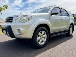 Toyota Hilux SW4