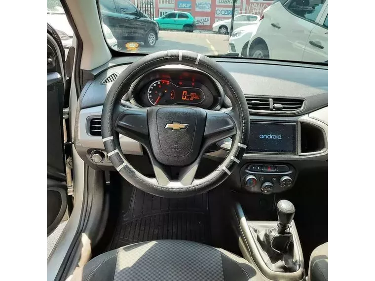 Chevrolet Prisma Prata 3