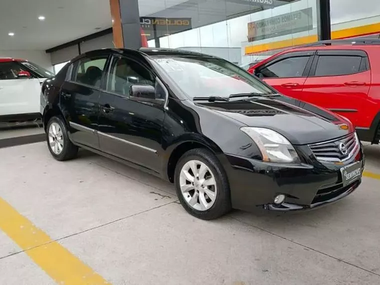 Nissan Sentra Preto 1