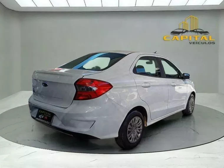 Ford KA Branco 10