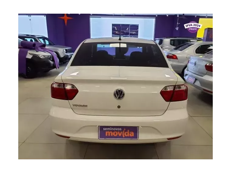 Volkswagen Voyage Branco 7