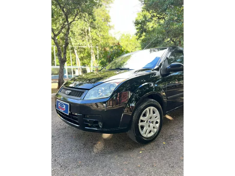 Ford Fiesta Preto 1