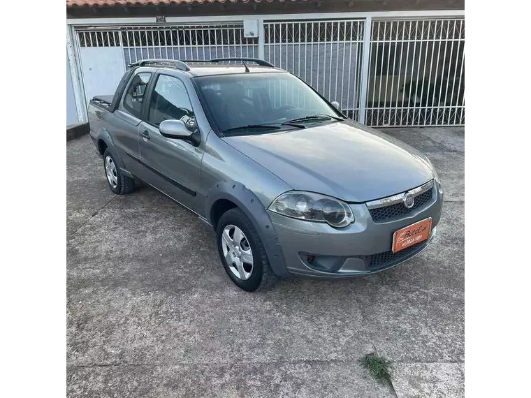 Fiat Strada Cinza 8