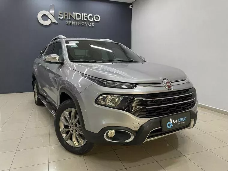 Fiat Toro Prata 1